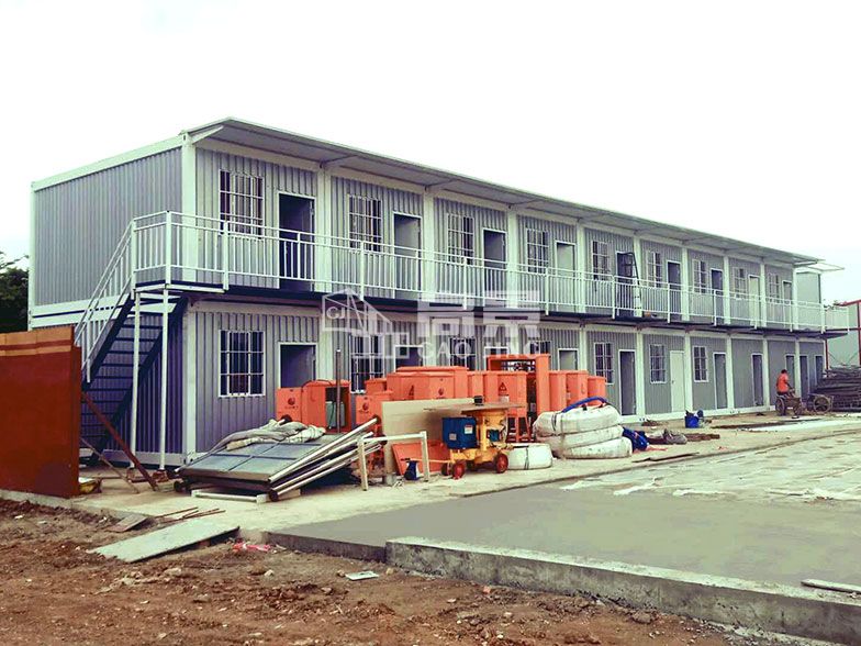 北海工地住人集裝箱活動(dòng)房案例